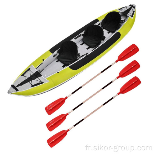 Sports nautiques en gros personnalisés de haute qualité Kayak de kayak de kayak en plastique 3 plasmagers pour trois personnes